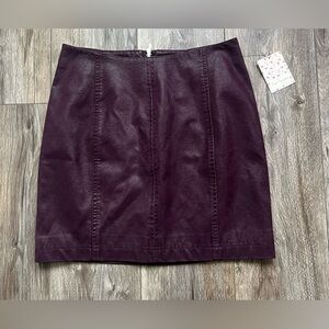 FREE PEOPLE SKIRT IN POMEGRANATE WINE SIZE 6 NWT